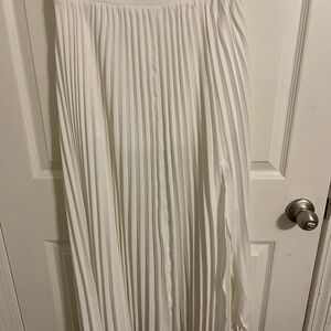 Vici Ivory Pleated Midi Skirt